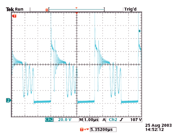 《图十二 未加振铃电路的初级电压波形（C2、R2）》