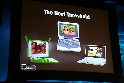 《图十五 英特尔指出，包含华硕的EEePC、英特尔的ClassmatePC和OLPC在内的低价计算机将是带动计算机产业发展的下一个关键点。》