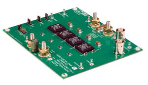 《圖一 4 個DC/DC uModule穩壓器系統均流，以在48A時調節1.5V電壓，每個元件高度僅2.8mm，佔用 15mm x 15mm電路板面積。每個uModule穩壓器僅重 1.7g，具有IC外形尺寸，在電路板組裝時，可以非常容易地用任何抓放式（pick-and-place）機器抓取和放置。》
