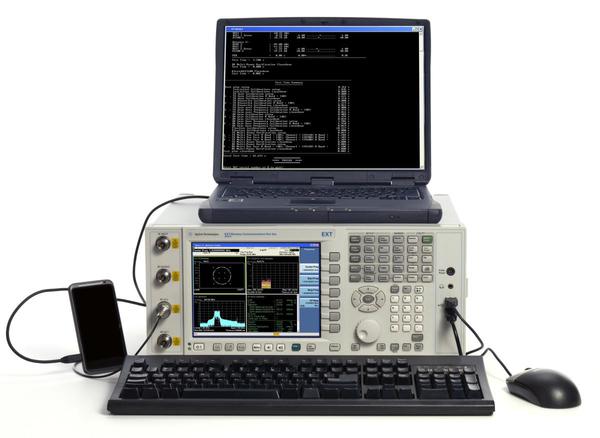 圖三 : 　Agilent E6607B EXT無線通訊測試儀