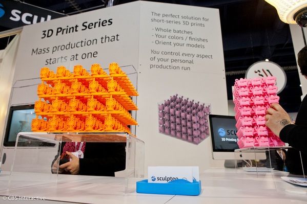 图三 : 今年的CES，3D打印已经成为此次展出的主题之一，（Source:ces.cnet.com）