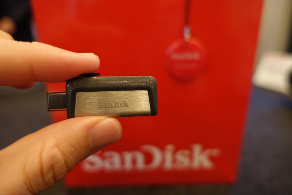 圖2 : 　SanDisk推出的Ultra USB Type-C隨身碟