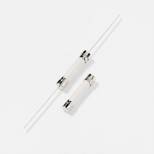 圖一 : Littelfuse 514系列500VAC管狀保險絲可優化交流電源線保護效益，其應用範圍包括UPS、電源逆變器、智慧電錶、三相交流-直流電源。