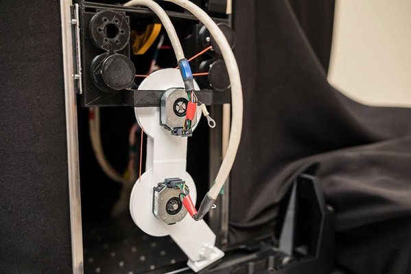 图3 :  Valero Lab的新机械肢。图片提供：USC。