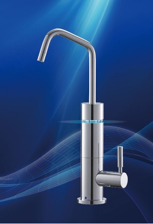 圖一 : 新款微型模組內建UVC LED殺菌龍頭殺菌率達99.99%，且出水量可達2 LPM