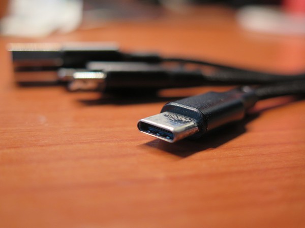 圖一 : USB PD在近年來得到了廣泛的發展和應用。