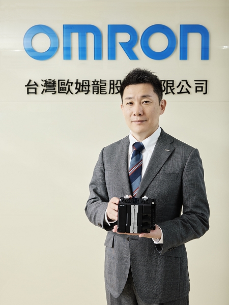 圖2 : 台灣歐姆龍公司董事長中野內表示：「OMRON以全方位ILOR+S產品及持續開發的Application，協助企業解決所面臨的生產製造及企業經營課題，致力成為企業的最佳合作伙伴。」