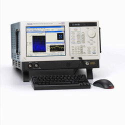 Tektronix-RSA6100A即時頻譜分析儀(圖:廠商提供)