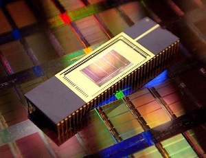 16Gb高容量的NAND Flash非揮發性記憶體。(Source:Samsung) BigPic:460x353