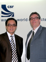 CSR行动手机连接方案策略事业单位资深副总裁Matthew Phillips（右），亚太区副总裁许俊丰