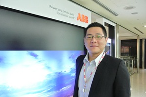 ABB自动化与驱动控制事业部资深业务代表刘佳炘（摄影：姚嘉洋）