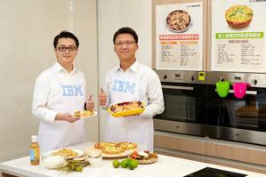 左为台湾IBM系统暨科技事业处总经理魏大洋，右为软件事业处总经理贾景光