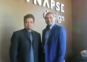 左为Synapse Design营运长暨共同创办人Devesh Gautam，右为Synapse Design执行长Satish Bagalkotkar