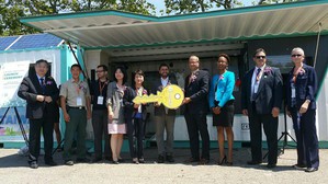 盛達電業與其他10家台灣綠色科技公司共同打造「移動式綠能自行車發電站」- 明日電站(Skynergy)作，於美國紐澤西的自由公園展出。