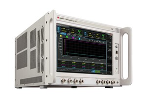 圖為E7515A UXM 無線測試儀--便捷的NB-IoT(窄帶物聯網)應用軟體升級方案，讓X系列信號源與信號分析儀支援NB-IoT基地台或終端裝置驗證測試?