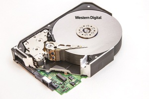 Western Digital公司宣布推出9磁碟機械式平台，並利用能量輔助記錄技術維持該公司在磁錄密度的領先地位，以提供市場上最高容量儲存產品。