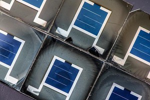 NREL 團隊展示 27％鈣鈦礦-矽串聯太陽能電池