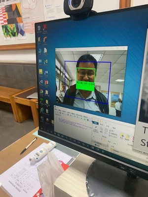 团队开发出人脸辨识系统，搭配热像仪，和中正大学的师生们共同抗疫