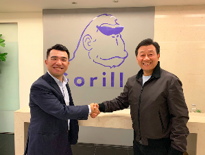 Macnica Galaxy茂綸總經理 吳偉國（左） 與大猩猩科技CEO 寇世斌（右）攜手合作引領AI趨勢