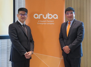Aruba台灣區資深副總經理蔡政修（左）及台灣區技術副總經理陳清淵（右）