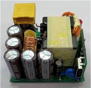 伟诠电子60W超小型化氮化??USB PD充电器叁考设计(source:伟诠)