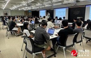 趨勢科技贊助台灣好手前進DEF CON CTF決賽，並提供大專校際黑客松競賽贊助申請，加速台灣新世代的資安人才養成。