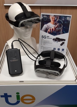 圖為仁寶電腦於2022台灣創新技術博覽會展示的APAL 5G MR混合實境眼鏡，此為全球唯一5G MR混合的眼鏡。(攝影:陳復霞)
)
