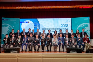 經濟部18日舉辦「臺灣成為全球重要醫材供應鏈的機會與挑戰交流會」，聚集產官研醫代表與會分享，為推升台灣醫材產業共同努力。