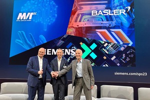 Basler CEO Dr. Dietmar Ley 和 Siemens 工厂自动化 CEO Rainer Brehm