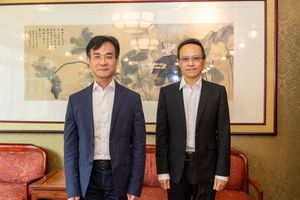 資策會今（30）日特別由2024年上任的董事長黃仲銘及今年履新的執行長范俊逸，聯袂對外說明，將為台灣數位未來奠定穩固基礎。
