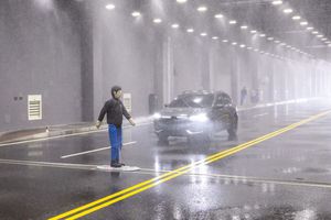 经济部於车辆中心启用东南亚首座具备全天候、全速域及全车种验证能力的智慧车电自驾车场域。