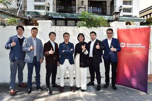 洛克威尔自动化台湾区总经理谭世宏(中)携台湾团队夥伴分享自主化关键趋势洞察。