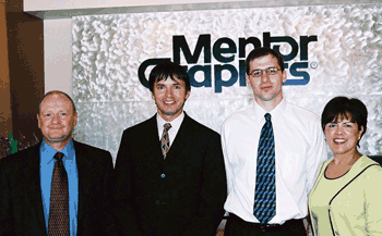 《圖二　Mentor Graphics設計開發部門總經理Simon Bloch（左１）、高階程式產品主任Shawn McCloud（左2）、高階程式技術行銷工程師Bryan Bowyer（右2）、資深公關經理Sonia Harrison（右1）》