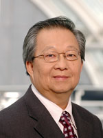 《图三 英飞凌Infineon亚太区总裁兼总经理Pow Tien Tee》