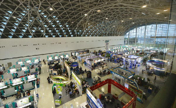 Figure 1 :   Taiwan’s industrial clusters are the most developed in the world. Given that, it’s less surprising that the high-profile new Kaohsiung Exhibition Center chose the Taiwan International Fastener Show, an expo linked to a nearby cluster, for its first-ever event.