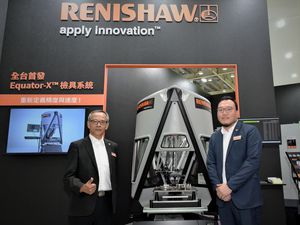 图一 : Renishaw台湾总经理赖时正(左)、业务拓展经理冯立诚(右)