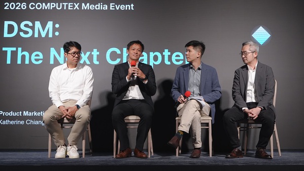 图一 :   Synology NAS 事业群执行??总朱百一提到升级後的 DSM，专为 AI 及企业需求而生，赋予私有云 AI 工作流程完整的治理架构