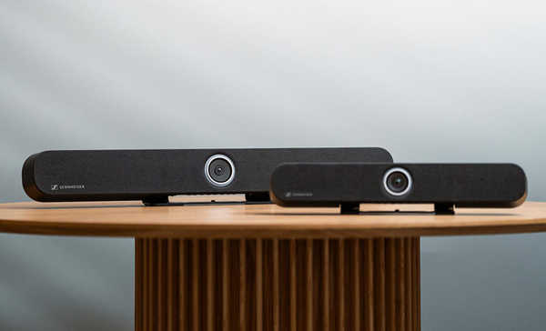 圖五 :   Sennheiser TC Bar M(左)，TC Bar S(右) 智慧音視頻一體機。