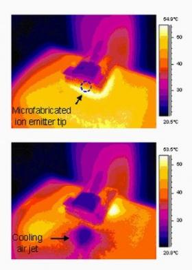 红外线图的上方是微型唧筒未开的状况，下方是打开唧筒散热的状况。(Source: UW)