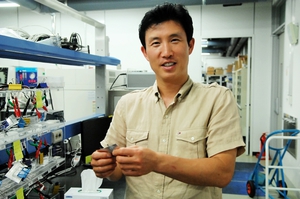 带领UNIST研究团队的Jaephil Cho教授（图：UNIST）