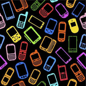 智慧手機的低價化、超低價化，也等於在複製DTR、LC/ULC手機的分餅性成長。多銷出一支智慧手機，則侵蝕原有功能手機的出貨機會。