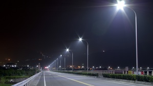 台达再获新北北区节能路灯PFI二期专案，接续提供未来十年的节能路灯换装既维护服务。