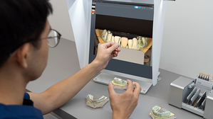 达擎与千美医研携手成立子公司「原色囗腔数位」，推出数位牙技管理系统(来源:AUO)