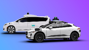 未來美國的Robotaxi市場將由Tesla和Waymo主導,預估規模將於2035年達365億美元